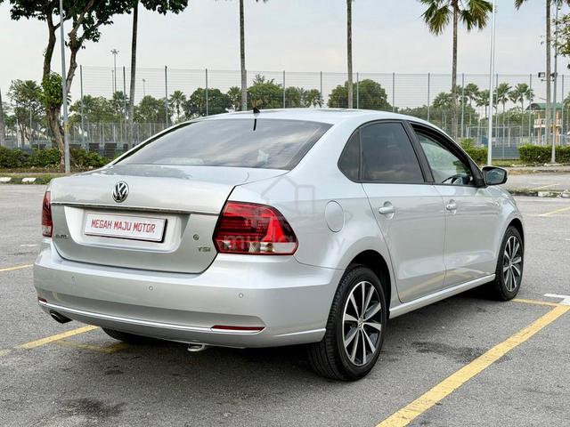 2016 Volkswagen VENTO 1.2 TSI HIGHLINE (A) TIP-TOP - 4