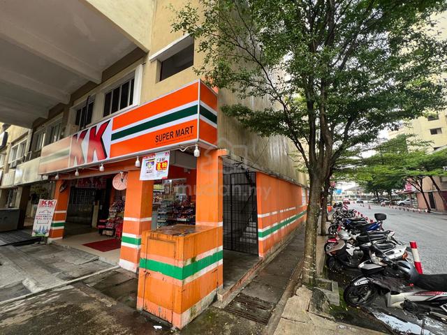Puchong 2sty corner shop 6% ANCHOR TENANT 3