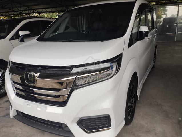 Honda Stepwgn Hybrid