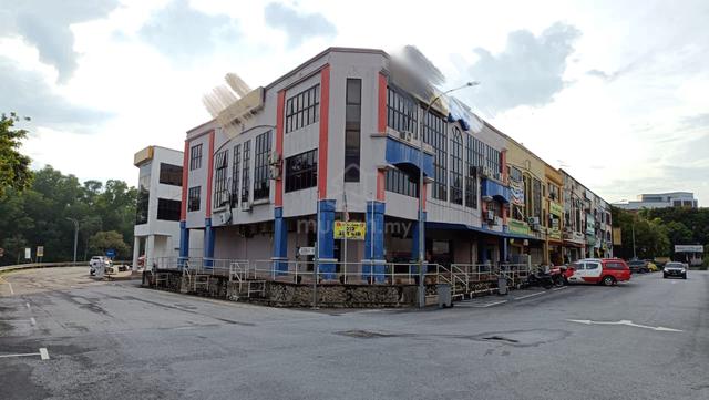 BIG SPACE Corner unit ground floor , Bandar Baru Nilai 1/ 2H, Nilai 1