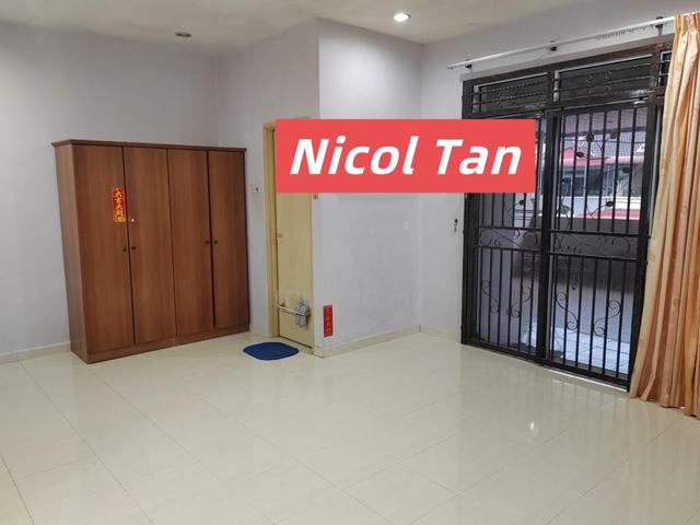 Double sty House for Rent at Taman Bakap Indah ,Sungai Jawi. 1