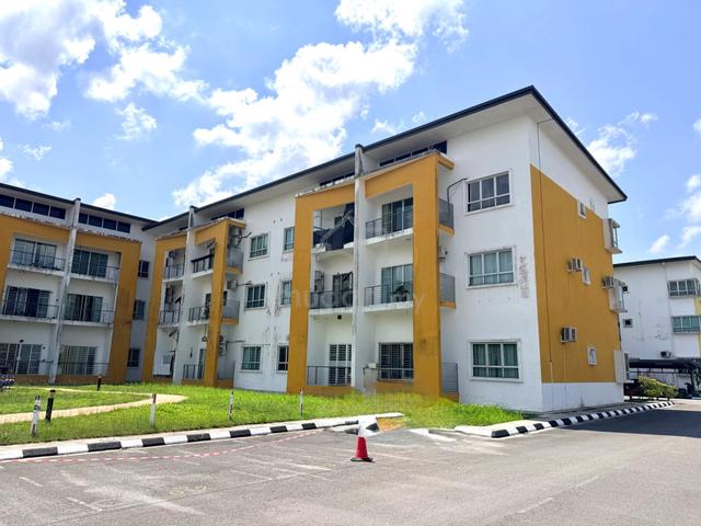 Riveria Bay Apartments 1