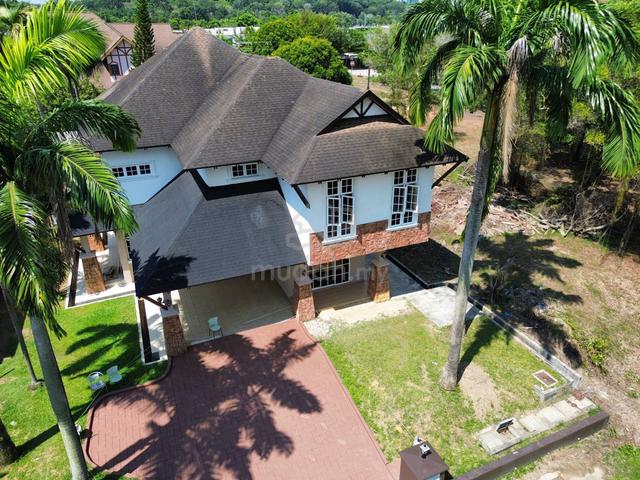 Double Storey Bungalow House Perdana Lakeview East Cyberjaya 1