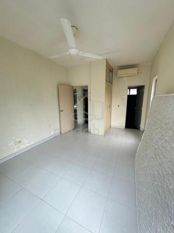 M'Tiara Apartment @ Larkin Idaman 2