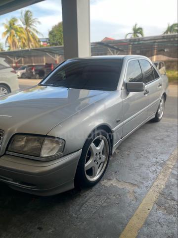 1995 Mercedes Benz 200E 2.0 (A) - 2