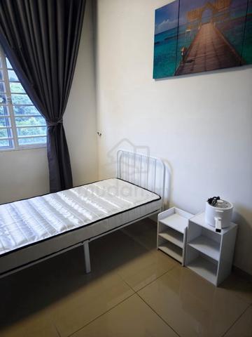 ROOM for RENT , BILIK untuk DISEWA , NEAR KLIA (Perempuan Sahaja) 1