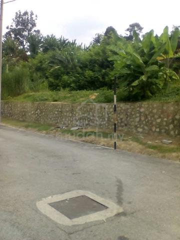 Lot Banglo 8934 kaki persegi di Kg Tok Dagang 1
