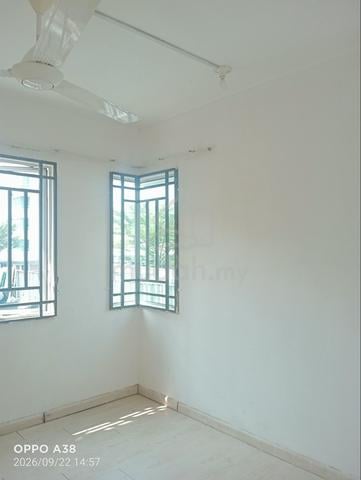 University Utama Condominium 1