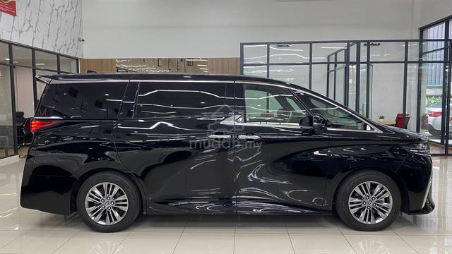 2023 Toyota Alphard Z 2493 Cc Black - 3