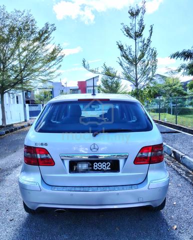 2011 Mercedes Benz B180 (CBU) 1.7 FACELIFT (A) - 4