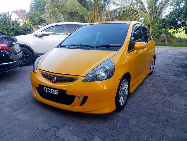 2004 Honda JAZZ 1.5 I-DSI (A) - 2