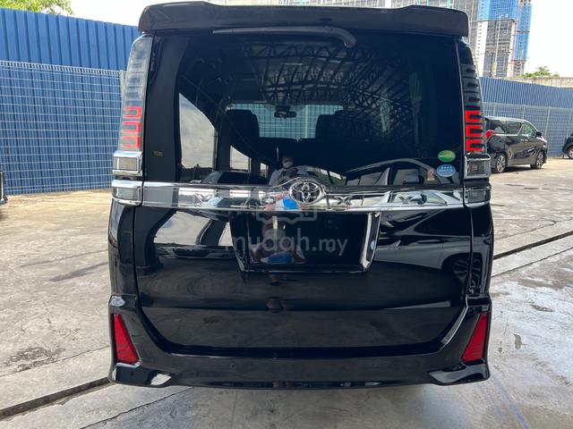 2021 Toyota VOXY 2.0 ZS KIRAMEKI III (A) DUAL PDRS - 5
