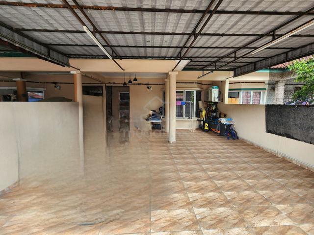 Fully Renovated 2 STOREY TERRACE HOUSE SEKSYEN 8 BANGI 1