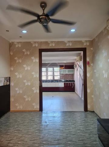 Beautifully Renovated Single Storey Semi-D in Kuantan 4