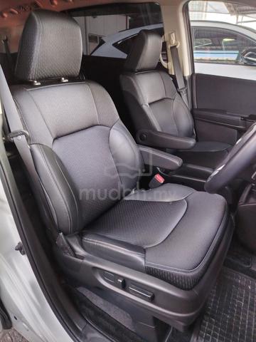 2021 Honda ODYSSEY EXV 2.4L UNREG,ABSOLUTE,8SEATER - 4