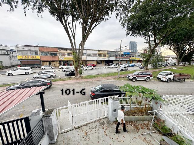 Taman Berkeley Klang double storey for SALE ! 1
