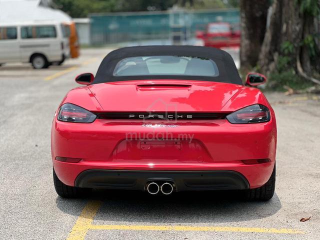 Porsche 718 2.0 BOXSTER UK Full Spec - 2