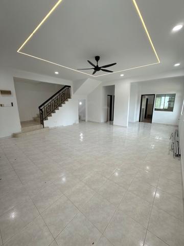 2 Storey Terrace House @ Puteri Park, Puteri Wangsa, End Lot, Renovate 1