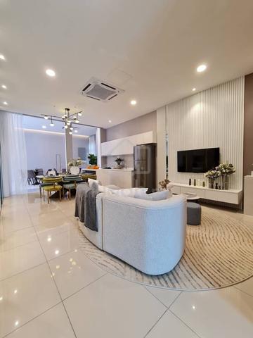 Skysuites @ Meldrum Hills 1