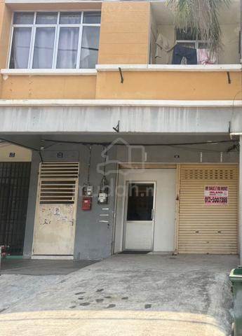 Ground flr shop same row as post office near to Juru Toll 1