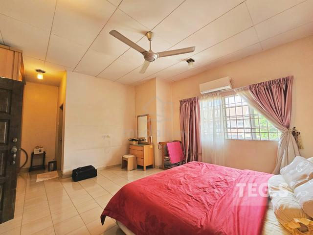 Super Below Market 2-Storey House 22x75 Anggerik Doritis Kota Kemuning 5