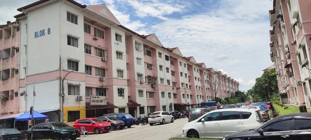 Sri Dahlia Apartment 1