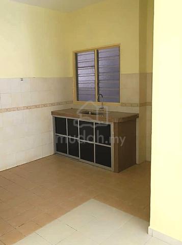 Merak Apartment (Puchong) 2