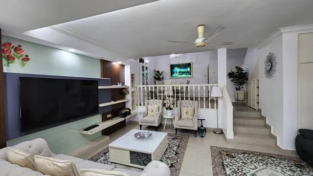 Mount Austin 2 Storey Landed House For Sale🌹 1