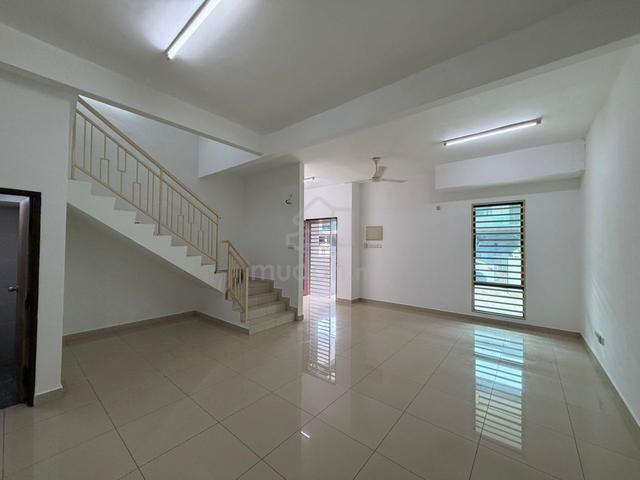 Juru Taman Seri Juru 2 Storey Terrace 4 Bedrooms Basic Unit For Rent 1