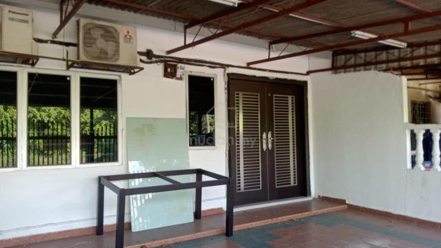 Single Storey Link House 1