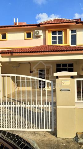 Double Storey Master Room For Rent ( Female Only ) 1