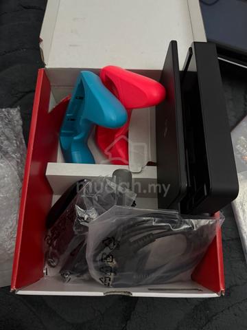 Nintendo Switch Oled - photo 5 of 6