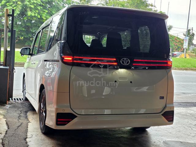 2022 Toyota VOXY 2.0 S-G (A) 8-SEATER - 4