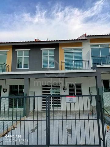 Furnished-Durian Tunggal double storey terrace house(SCIENTEX PHASE 1) 1