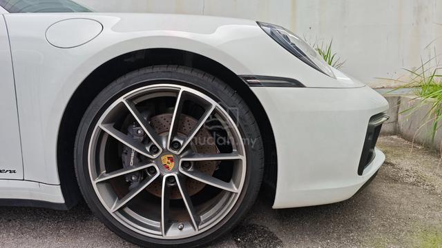 Porsche Carerra 911 - 3