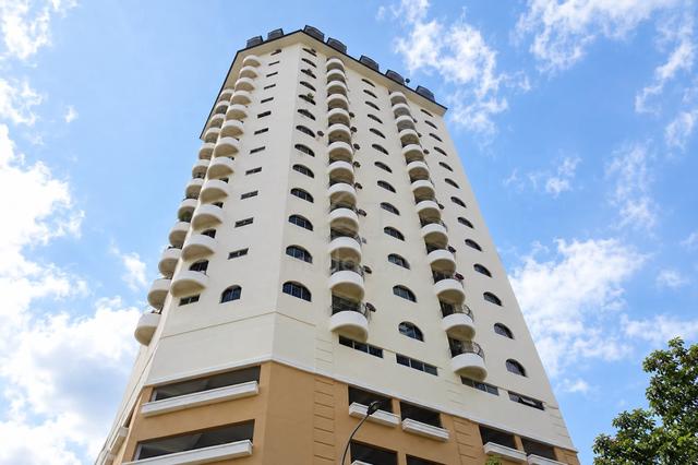 Putra Court 1