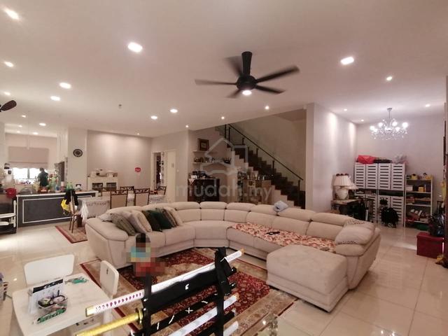 [Renovated] Anggun 3, Rawang, 2sty Semi D House 1