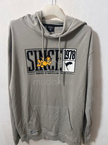 Garfield University Hoodie - photo 2 of 4