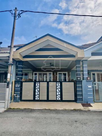 RENOVATED FACING OPEN Double Storey Desa Melor Senawang Seremban 4BEDS 1