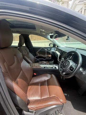 2020 Volvo XC60 T8 INSCRIPTION PLUS 2.0L (A) - 4