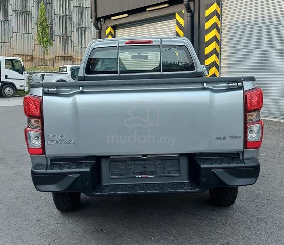 New Dmax Single cab 2026 Isuzu D-MAX 2.2 4X4 Auto - 4