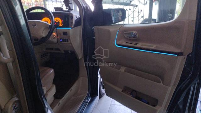 2004 Nissan ELGRAND 3.5 V (A) - 4