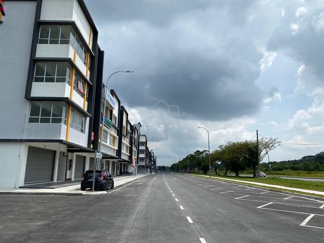 High ROI Shah Alam Seksyen 7 Shoplot for rental, ground floor 1