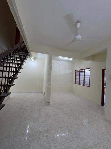Ipoh Garden East Double Storey House For Rent 1