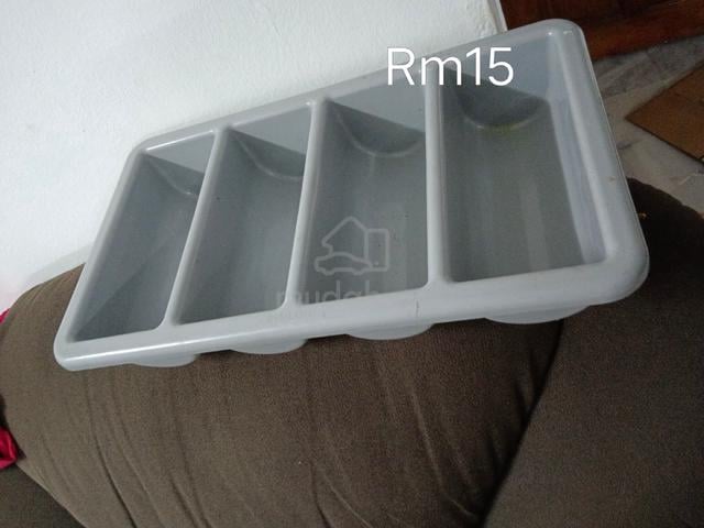 Set buffet,Pinggan melamine,Rak sudu garpu,gelas  - photo 5 of 6