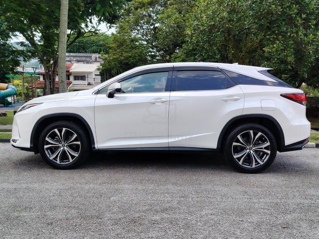 2021 Lexus RX300 Version L HUD BSM - 4