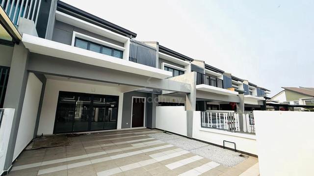 [NEW} 2sty superlink Hemingway Residences, Bandar Seri Coalfields 1