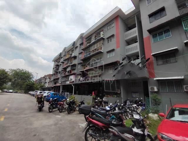 Flat Pandan Indah 1