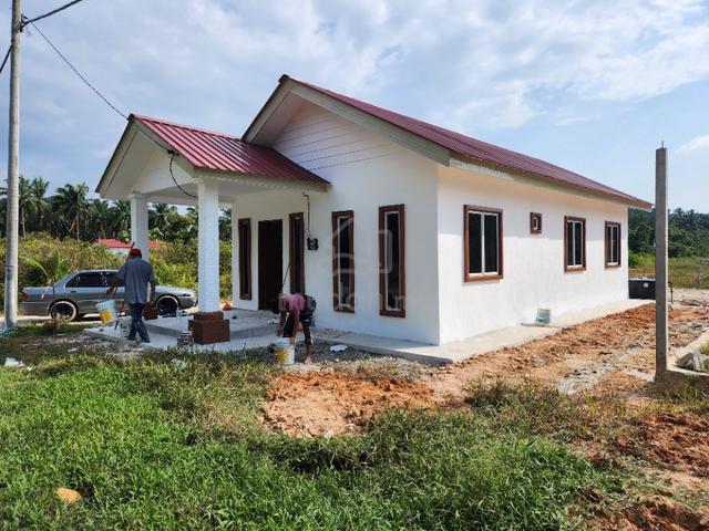 Rumah Setingkat dan Tanah Lot Bkt Hijau 1