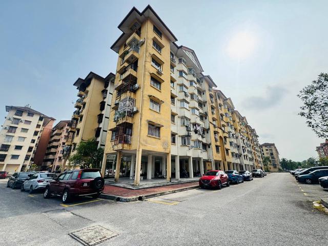 Renovated Level 1 Carlina Apartment, Kota Damansara with 1 Parking Lot 1